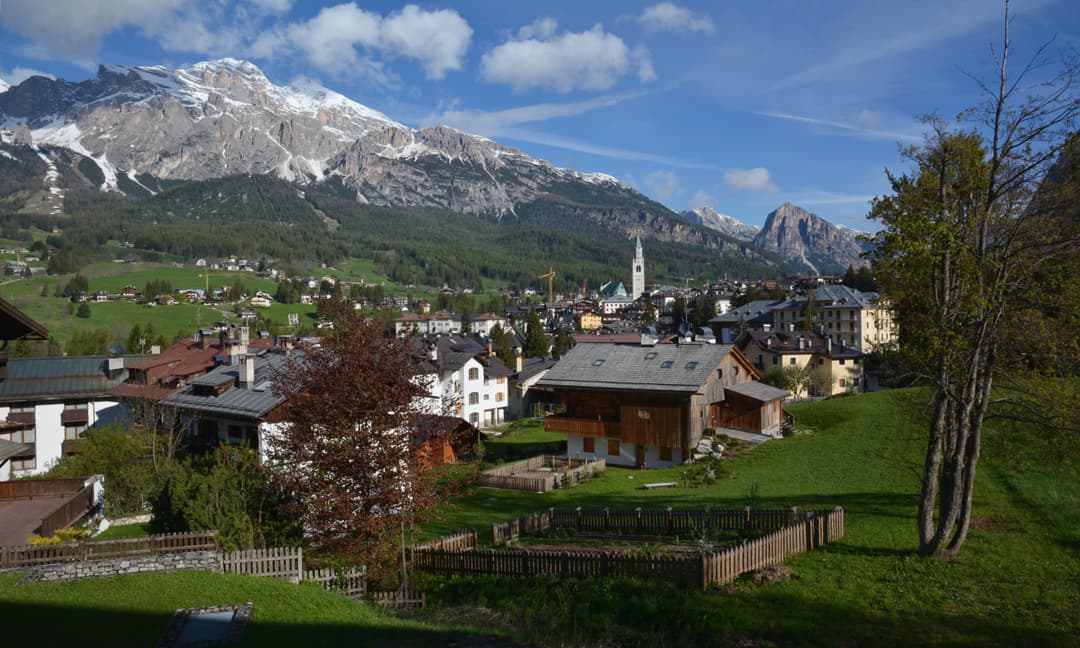 From Bolzano to Cortina: Through the Dolomites