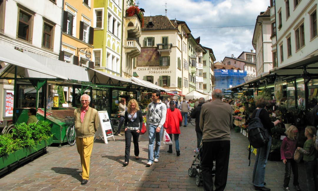 From Cortina to Bolzano: passing through Pordoi and Carezza